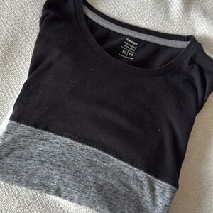 Old Navy Men's Black, White and Gray Soft Washed Tee, XL